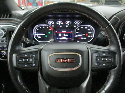 Certified 2022 GMC Sierra 1500 AT4 w/ AT4 Premium Package AWD/4WD image 28