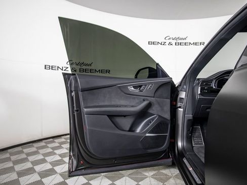 Used 2024 Audi SQ8 Premium Plus image 29