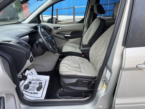 Used 2015 Ford Transit Connect XLT FWD image 10