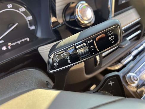 Used 2020 Lincoln Corsair Standard w/ Equipment Group 101A image 29