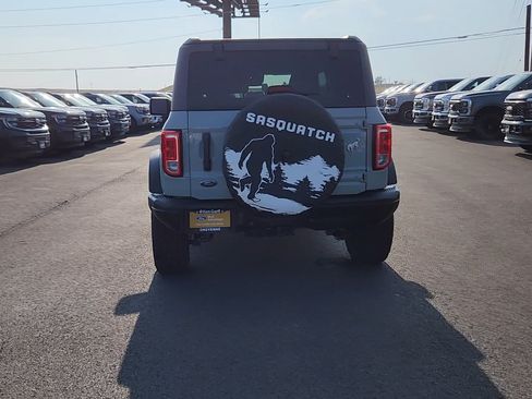 Used 2023 Ford Bronco Black Diamond AWD/4WD image 4