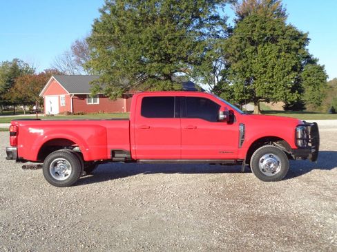 Used 2023 Ford F350 Lariat w/ Lariat Ultimate Package image 6