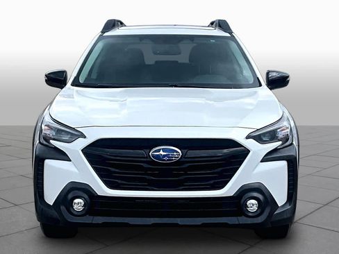 Used 2025 Subaru Outback Onyx Edition AWD/4WD image 4