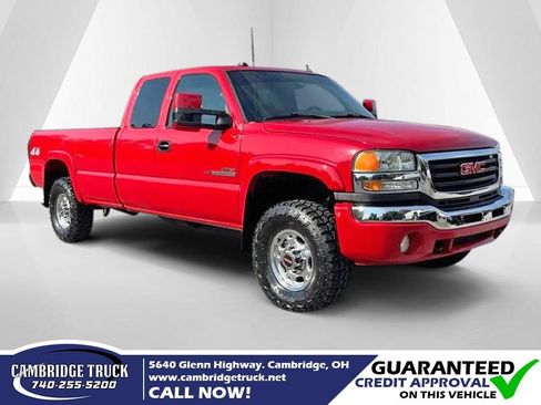 Used 2004 GMC Sierra 2500 SLT w/ Heavy-Duty Power Package AWD/4WD image 1