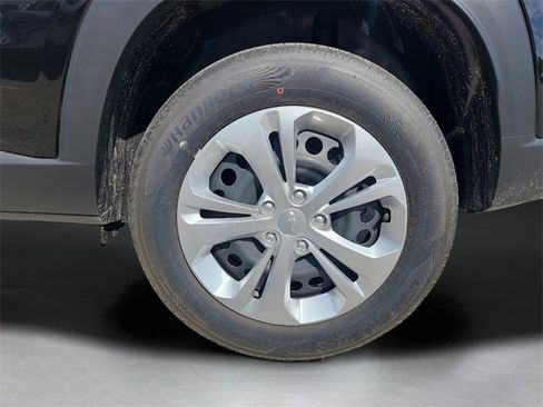 New 2026 Chevrolet Trax LS image 11