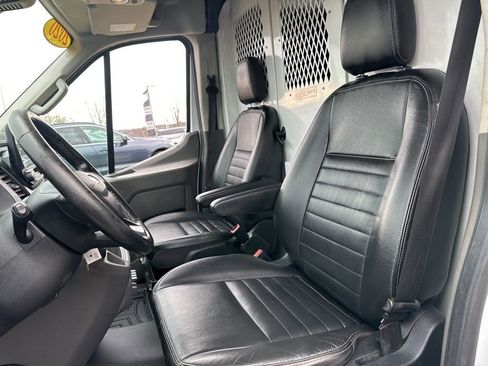 Used 2020 Ford Transit 250 Medium Roof AWD w/ Interior Upgrade Package image 35