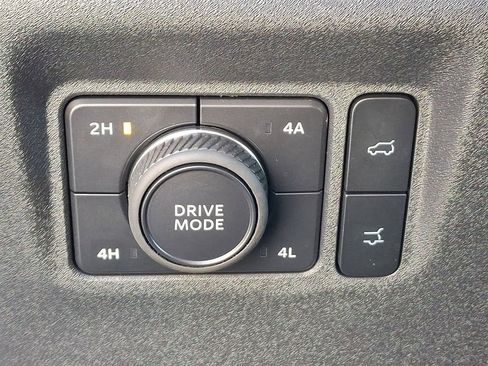 Certified 2025 Ford Expedition Max Active image 24