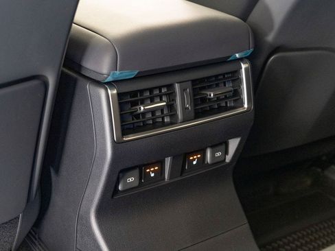 New 2026 Lexus GX 550 AWD/4WD image 21