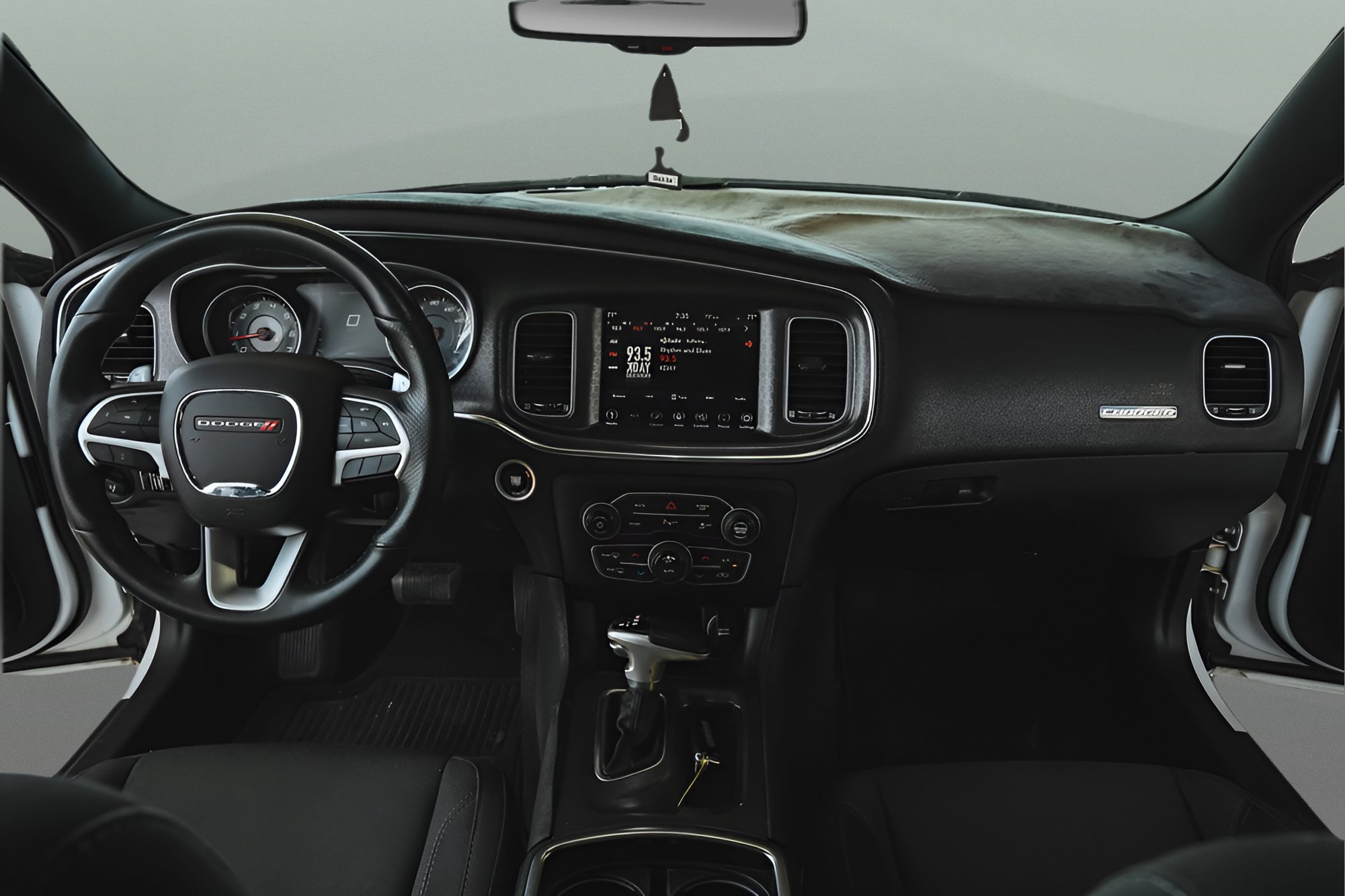 Used 2018 Dodge Charger R/T RWD image 19