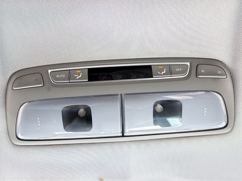 Used 2023 Kia Telluride S w/ S Sunroof Package FWD image 15