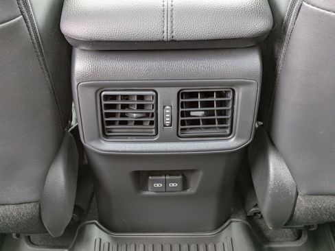 Used 2023 Toyota RAV4 Limited AWD/4WD image 18
