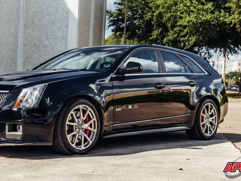 Used 2014 Cadillac CTS V RWD image 57