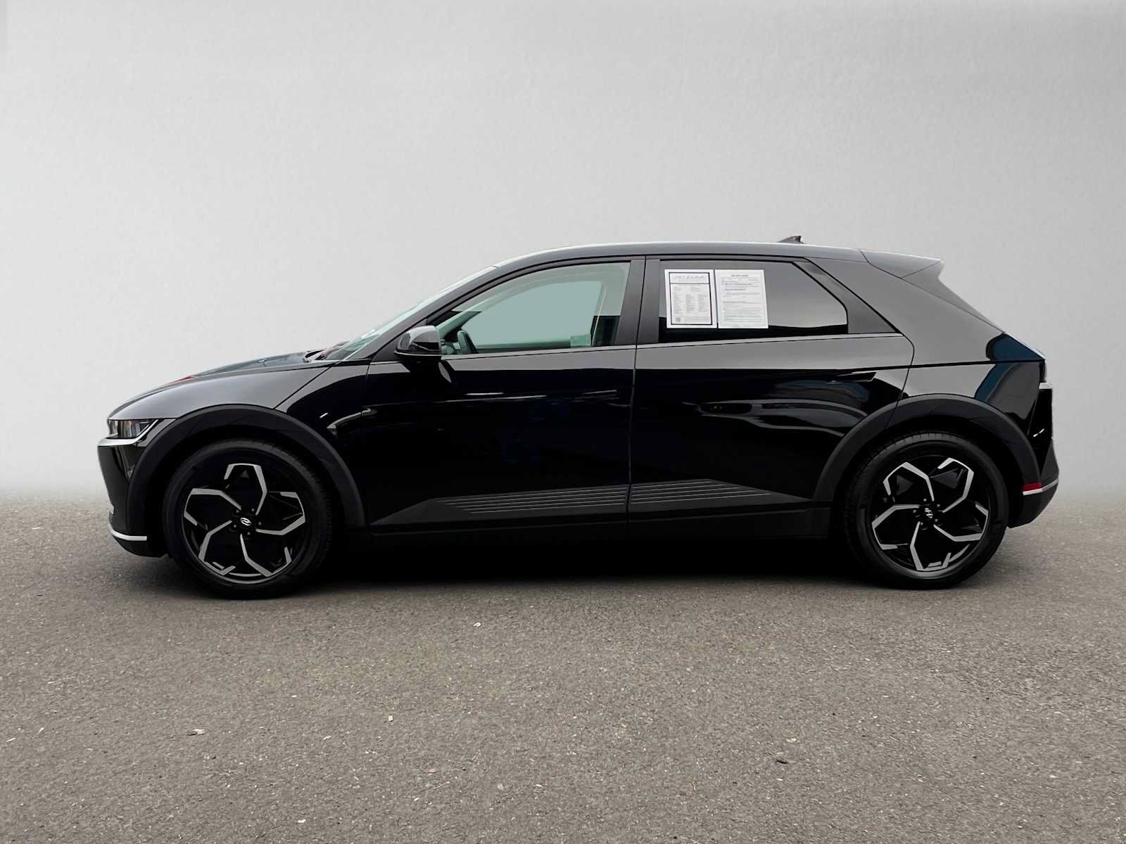 Used 2024 Hyundai Ioniq 5 SEL RWD image 6