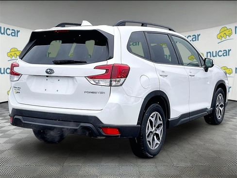 Used 2021 Subaru Forester Premium image 6