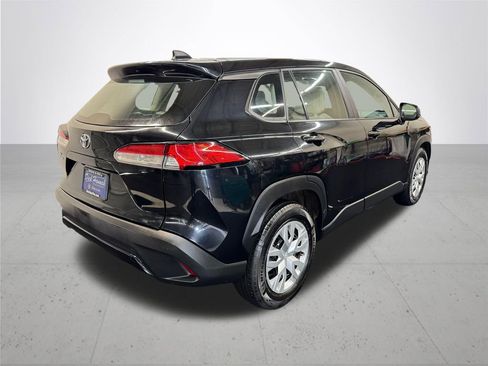 Used 2024 Toyota Corolla Cross L FWD image 7