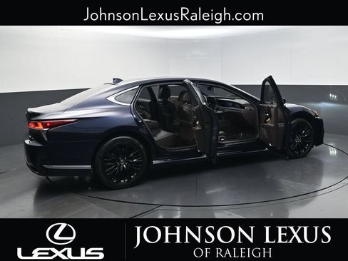 Used 2018 Lexus LS 500 AWD w/ Interior Upgrade Package image 31