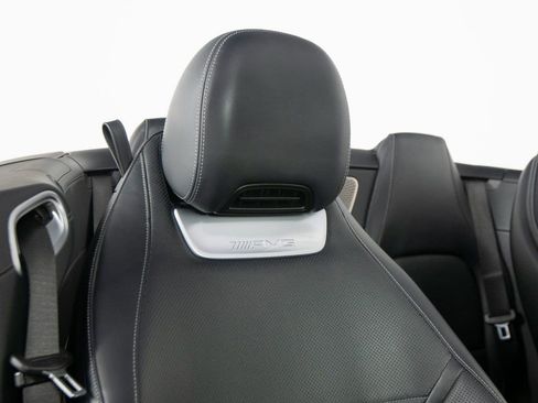 Used 2022 Mercedes-Benz SL 63 AMG 4MATIC image 36