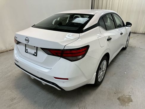 New 2025 Nissan Sentra S image 10
