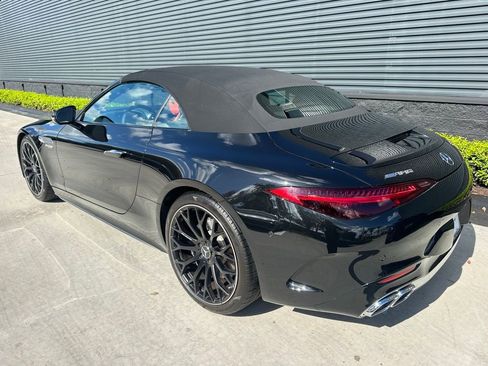 Used 2024 Mercedes-Benz SL 63 AMG SL 63 AMG image 3