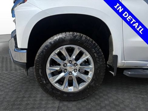 Used 2022 Chevrolet Silverado 1500 LTZ AWD/4WD image 14