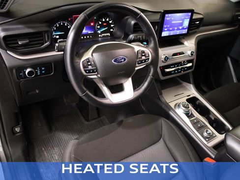 Used 2023 Ford Explorer XLT image 17