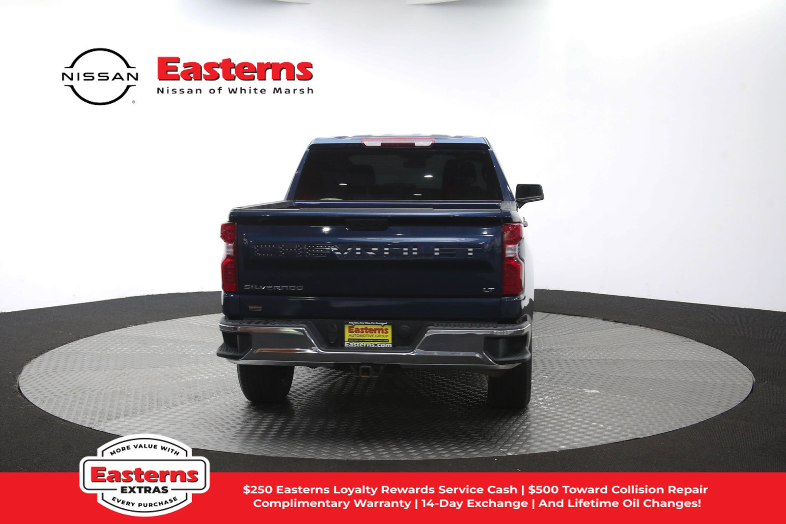 Used 2023 Chevrolet Silverado 1500 LT AWD/4WD image 42
