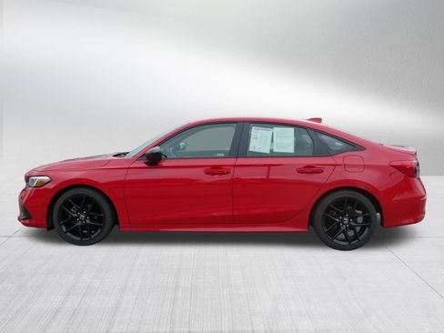 Used 2023 Honda Civic Sport image 4