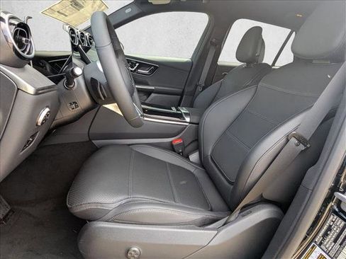 Used 2026 Mercedes-Benz GLC 300 image 14