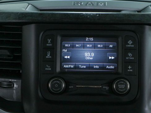 Used 2019 RAM 1500 Big Horn AWD/4WD image 19