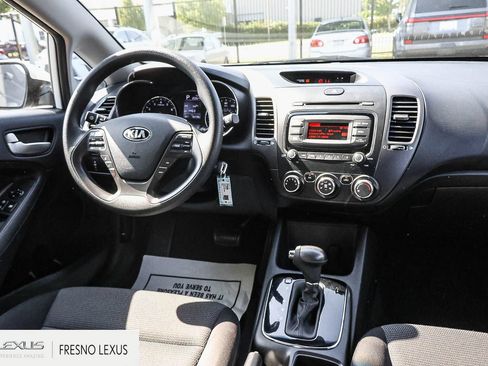 Used 2018 Kia Forte LX FWD image 14