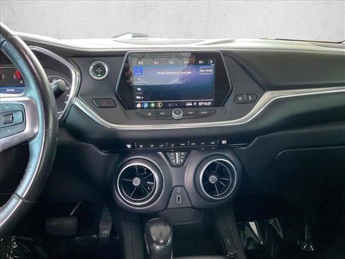 Used 2019 Chevrolet Blazer L FWD image 6
