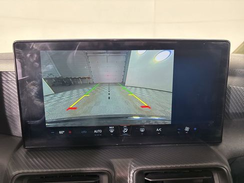 Used 2024 Ford Mustang Coupe image 15