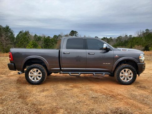 Used 2020 RAM 2500 Laramie image 14