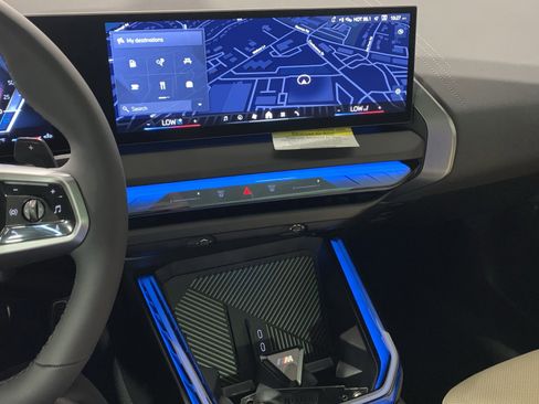 Used 2026 BMW X3 xDrive30 w/ Premium Package image 19