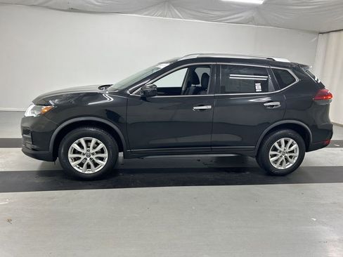 Used 2020 Nissan Rogue SV image 6