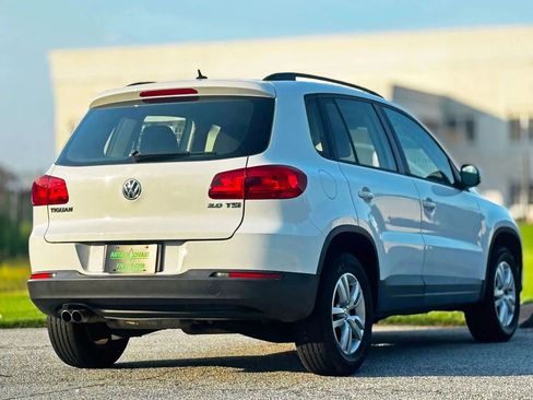 Used 2016 Volkswagen Tiguan S FWD image 12