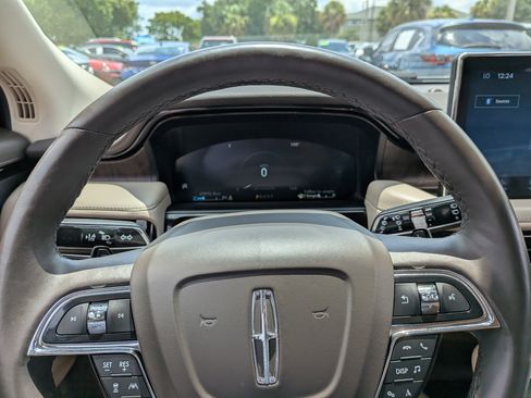 Used 2021 Lincoln Nautilus Reserve w/ Equipment Group 201A AWD/4WD image 26