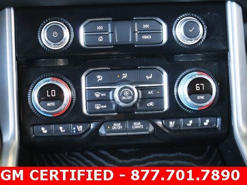 Certified 2024 GMC Yukon XL Denali image 17