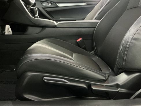 Used 2020 Honda Civic Sport image 22