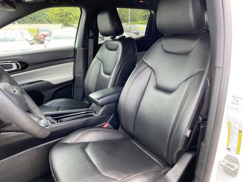 Used 2024 Jeep Compass Limited AWD/4WD image 24