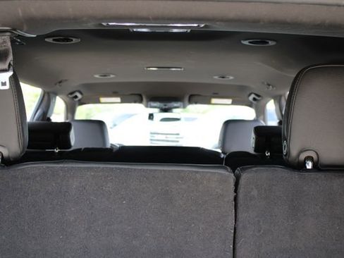 Used 2022 Chevrolet Tahoe LT image 11