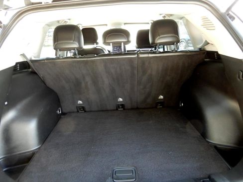 Used 2022 Jeep Compass Trailhawk image 9