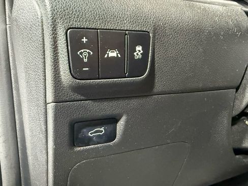 Used 2022 Kia K5 LXS FWD image 17