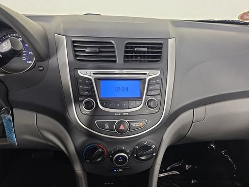 Used 2012 Hyundai Accent GLS FWD image 21