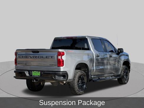 Used 2025 Chevrolet Silverado 1500 Custom Trail Boss w/ LPO, Dark Essentials Package AWD/4WD image 5