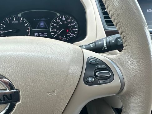 Used 2014 Nissan Pathfinder Platinum w/ Platinum Premium Package AWD/4WD image 43