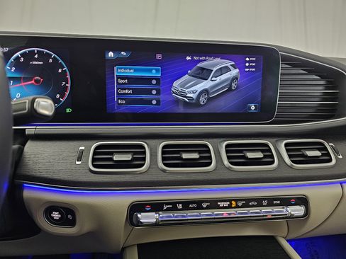 Certified 2020 Mercedes-Benz GLE 350 4MATIC image 47