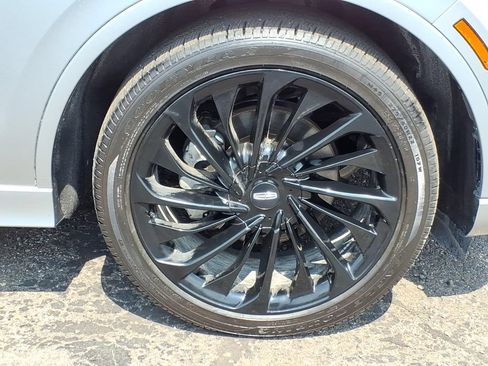 Used 2024 Lincoln Aviator Reserve w/ Equipment Group 201A AWD/4WD image 9