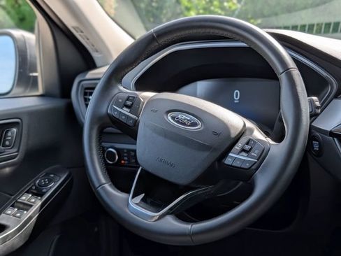 Used 2024 Ford Escape Active FWD image 14