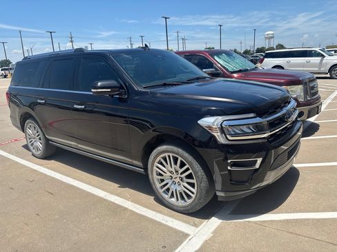 Used 2024 Ford Expedition Max Limited RWD image 2